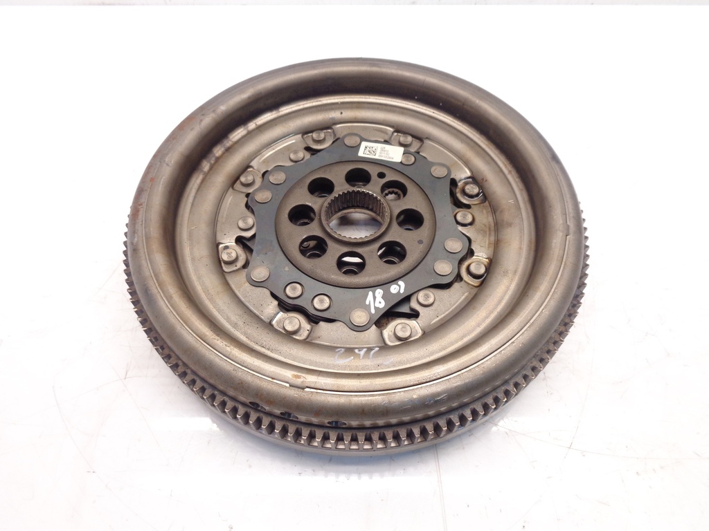 [MTD-377579] Volante motor VW Seat Audi Golf Leon A3 S3 2.0 TFSI CJXC CJX 06K105266A