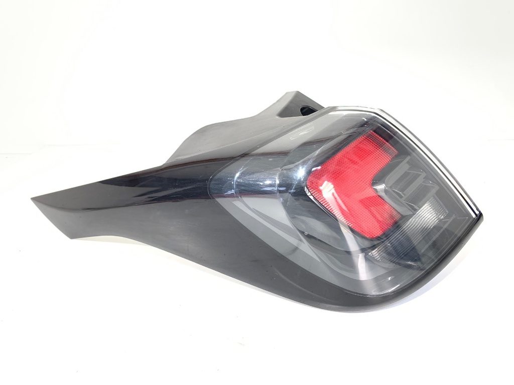 [STARK-697562] Piloto trasero izquierdo OPEL CROSSLAND X / CROSSLAND (P17, P2QO) 2017-2022
