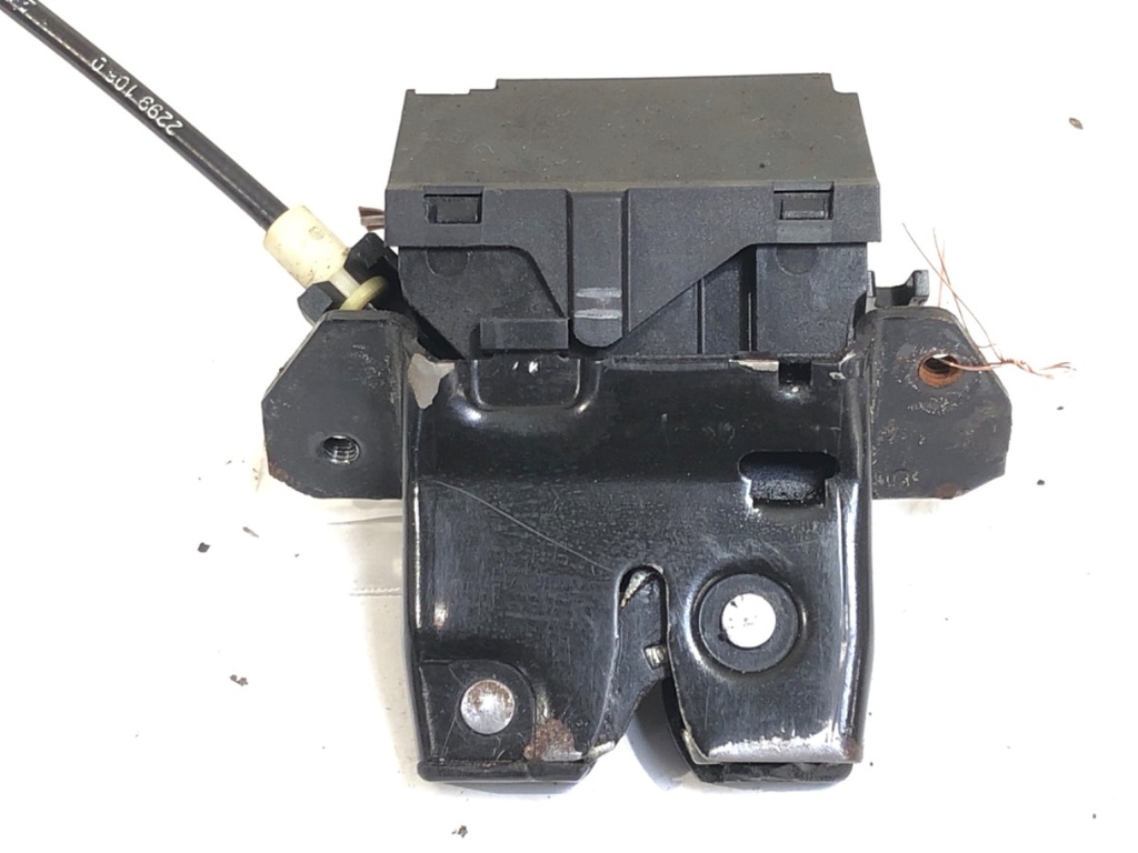 [STARK-751658] Cierre de portón trasero Mercedes-Benz Clase E (W211) 2002-2009
