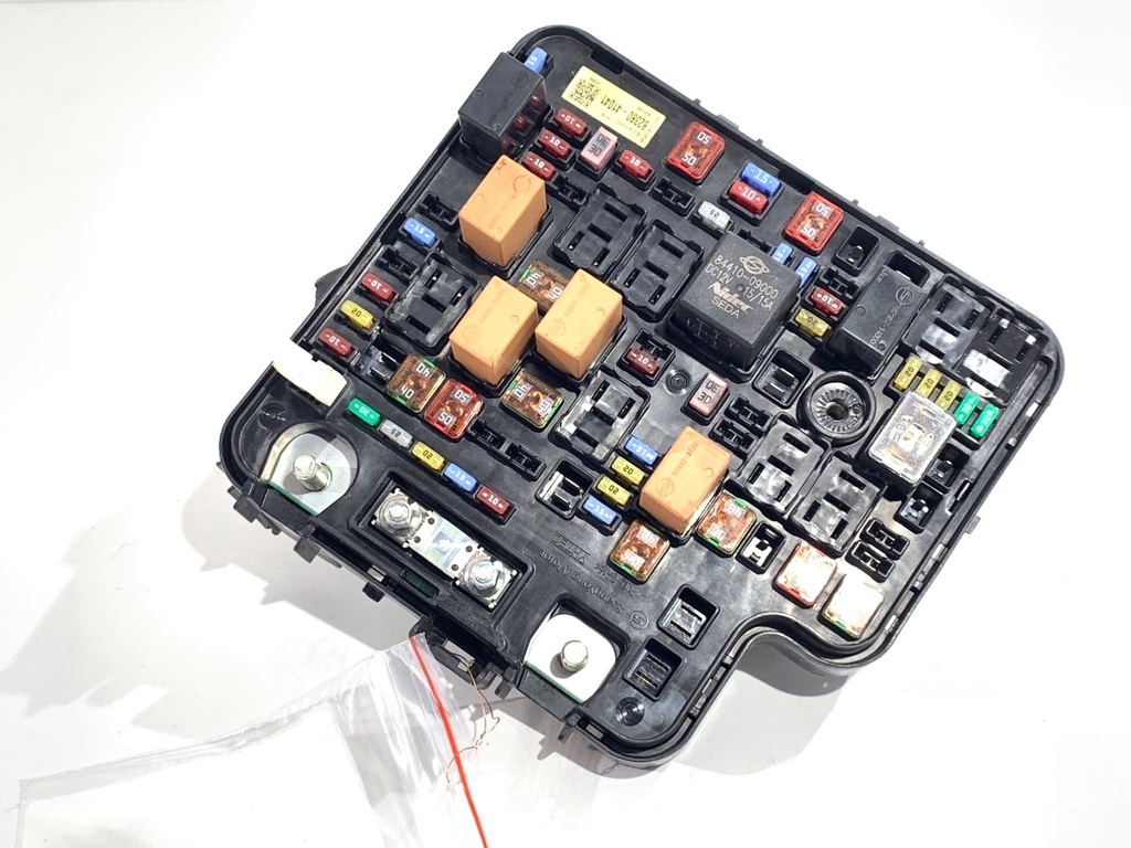 [STARK-801290] Caja de fusibles SsangYong Torres (J100) 2022- 82380-41041