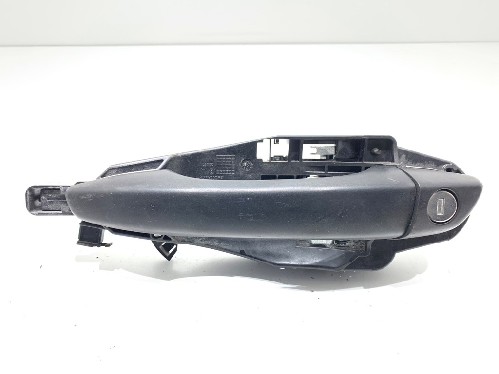 [STARK-810247] Manilla exterior de puerta delantera izquierda TOYOTA PROACE CITY 2019-2022