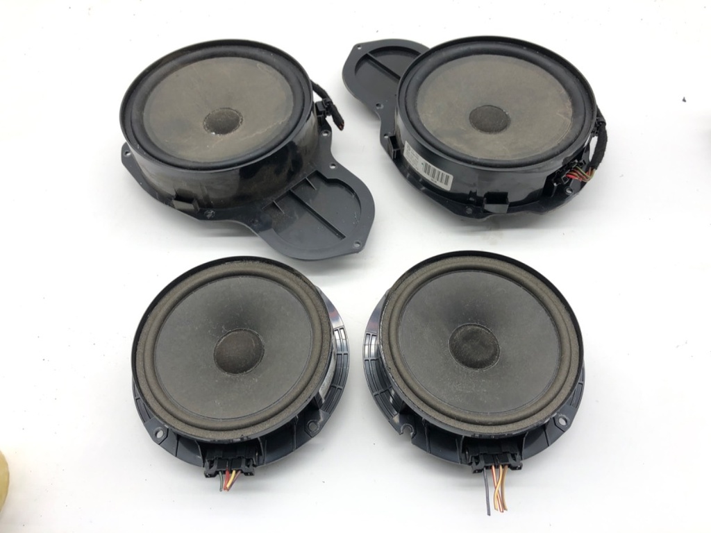 [STARK-823133] Set de altavoces VW Passat B7 (362) 2.0 TDI 2010-2015
