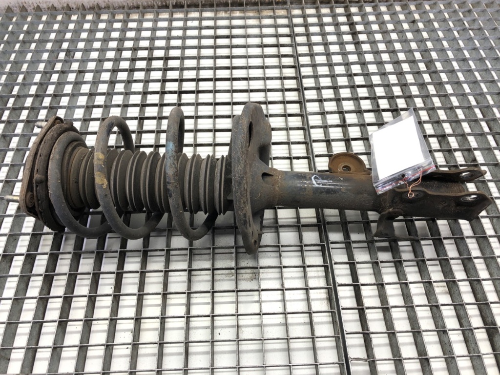 [STARK-825204] Amortiguador delantero derecho Toyota RAV4 IV 2012-2022 OE 48510-42610
