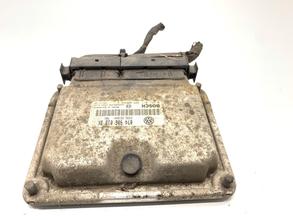 [STARK-828148] Módulo de control motor VW LT 28-35 II Autobus 2.5 TDI