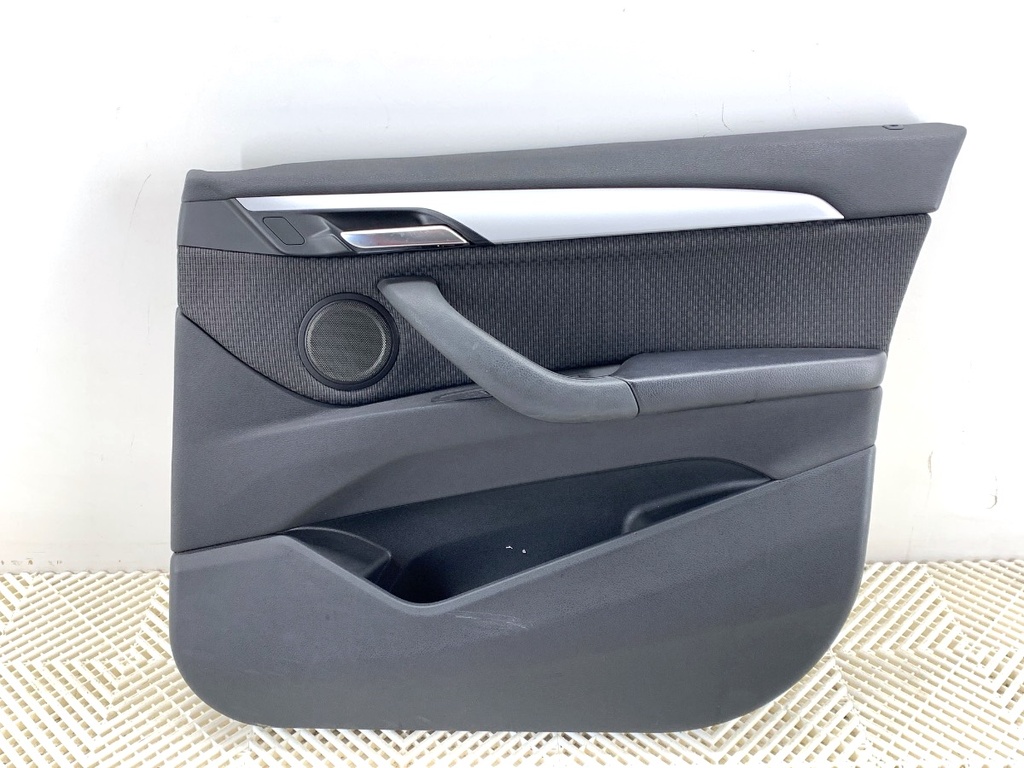[STARK-829679] Panel de puerta delantero derecho BMW X1 (F48) 2014-2022