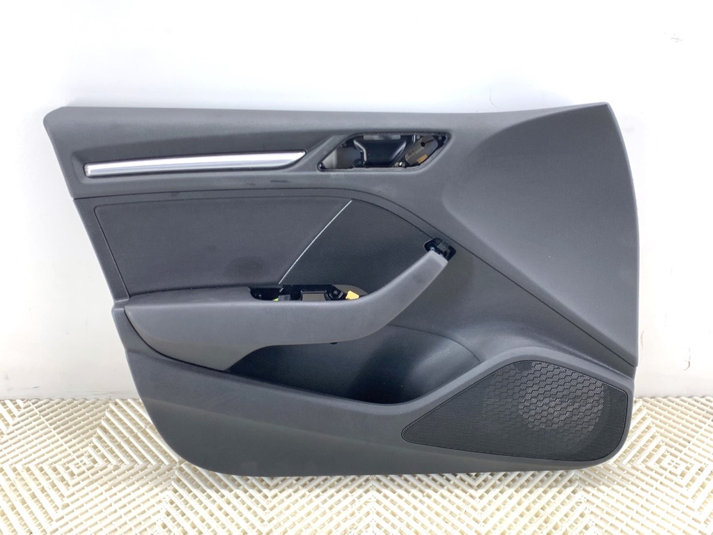[STARK-830481] Panel de puerta delantero izquierdo AUDI A3 Limousine (8VS, 8VM) 2013-2022