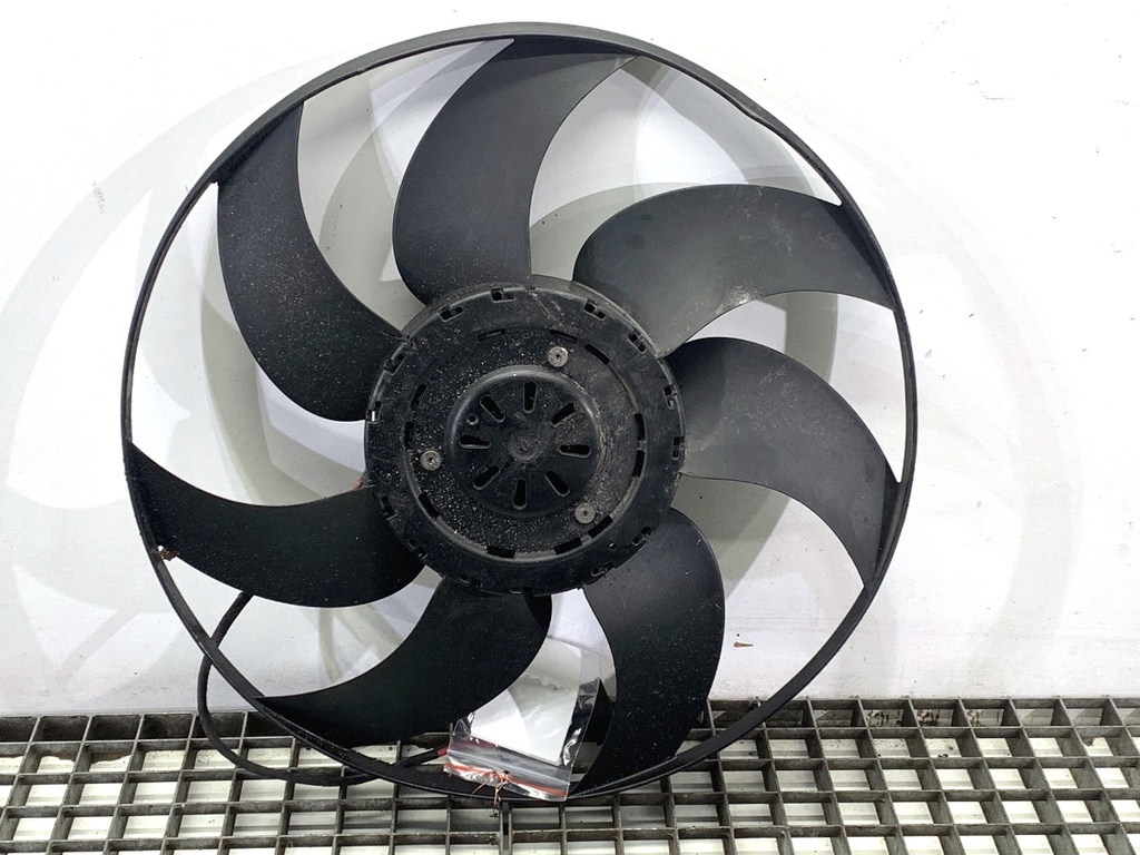 [STARK-837670] Ventilador del radiador Mercedes-Benz Clase A (W176) 2012-2018