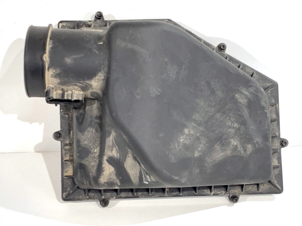 [STARK-847482] Caja de filtro de aire BMW Serie 5 (G30, F90) 2016-2022