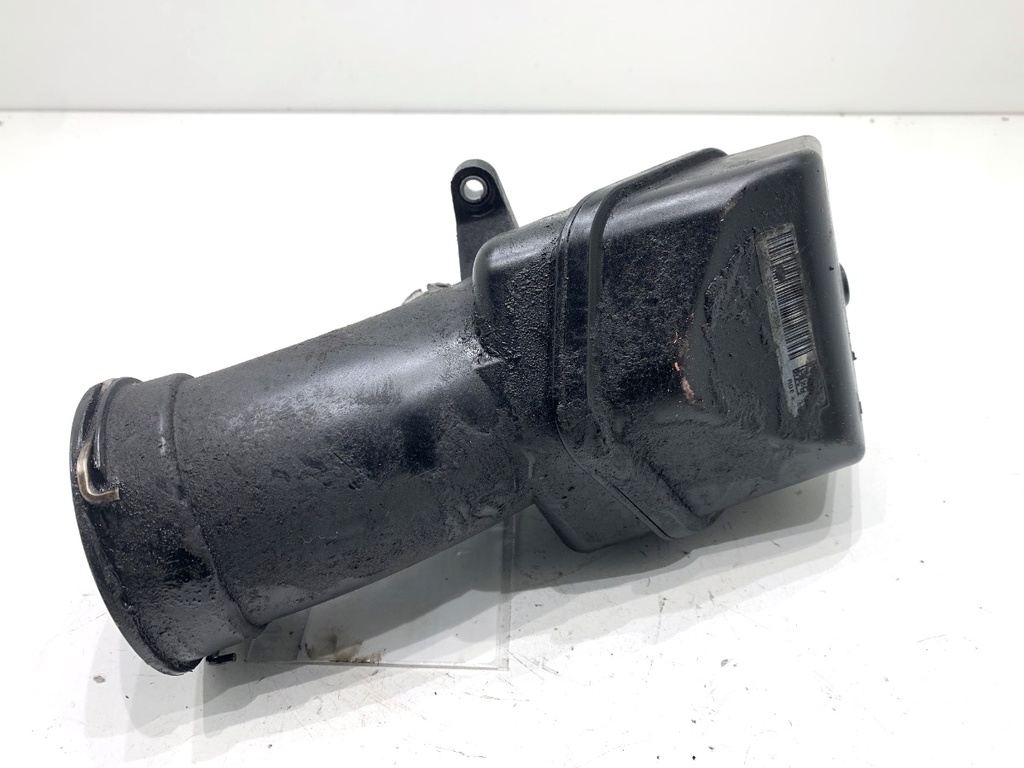 [STARK-850493] Filtro de aire BMW Serie 5 (G30, F90) 2016-2022 520d xDrive