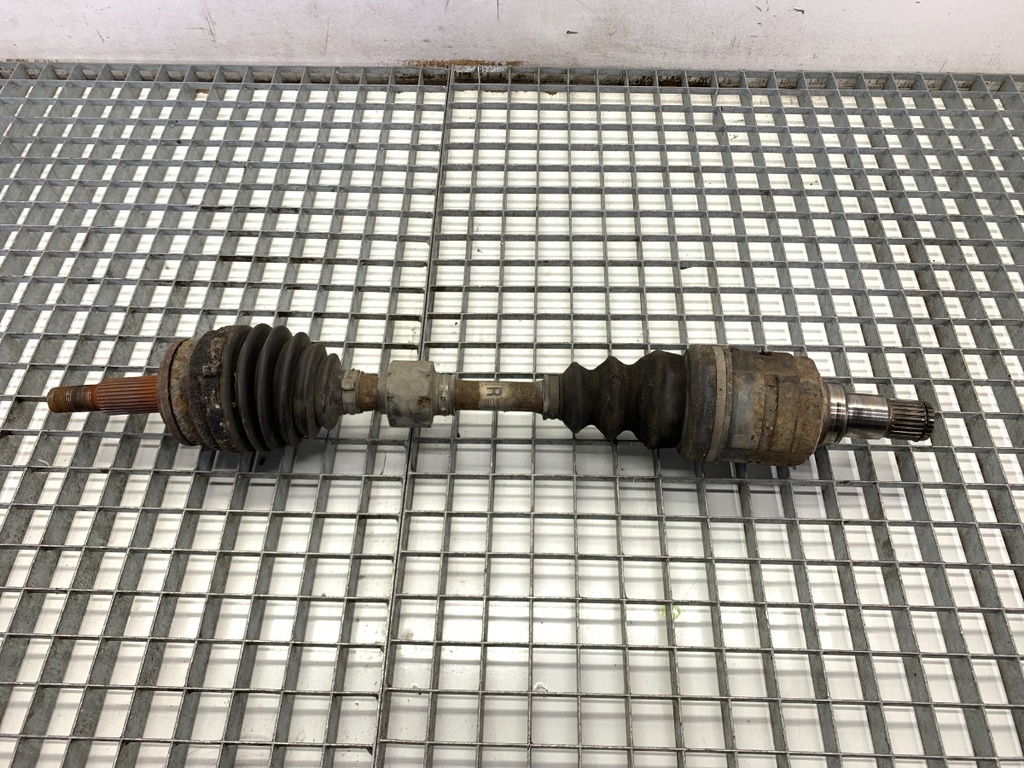 [STARK-855260] Palier delantero izquierdo para TOYOTA Corolla Sedán (_E15_) 2.0 D-4D 2006-2014