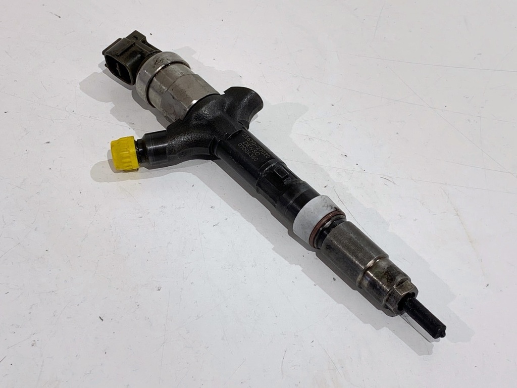 [STARK-856526] Inyector para Toyota Corolla (_E12_) 2.0 D-4D 66 kW (90 CV) 2002-2006