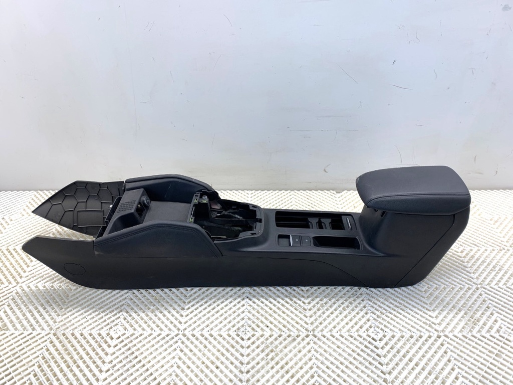 [STARK-862036] Túnel central Ford Focus IV Turnier (HP) 2018-2022