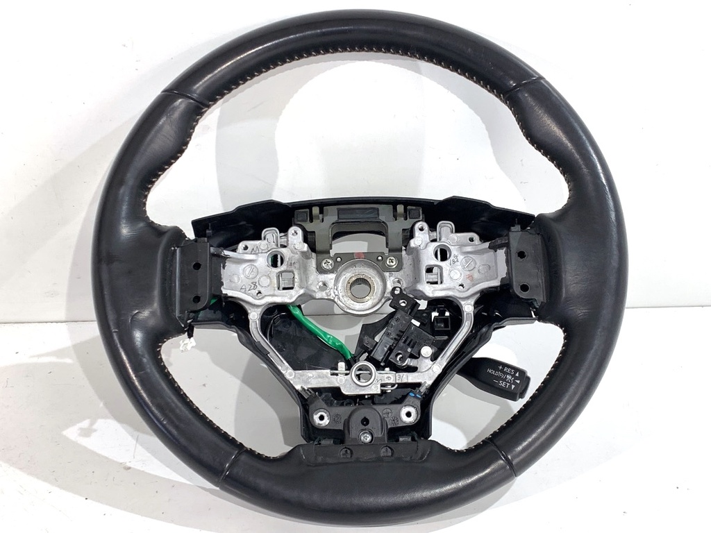 [STARK-862523] Volante de dirección LEXUS IS III (_E3_) 2013-2022