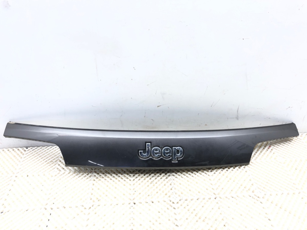 [STARK-862781] Moldura de portón trasero JEEP Grand Cherokee IV (WK, WK2) 2010-2022, 3.0 CRD V6 4x4