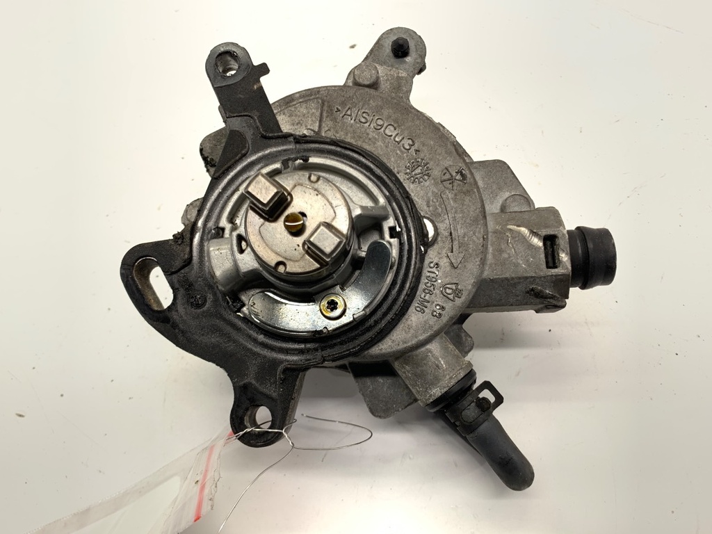 [STARK-863503] Bomba de vacío FORD FOCUS III Turnier 1.0 EcoBoost 92kW (125CV) 2012-2022