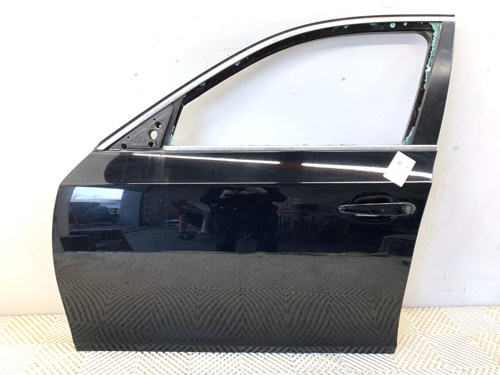 [STARK-864986] Puerta delantera izquierda BMW Serie 5 Touring (E61) 2004-2010