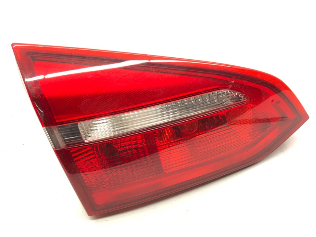 [STARK-866320] Lámpara trasera izquierda Ford Focus III Turnier 2010-2022