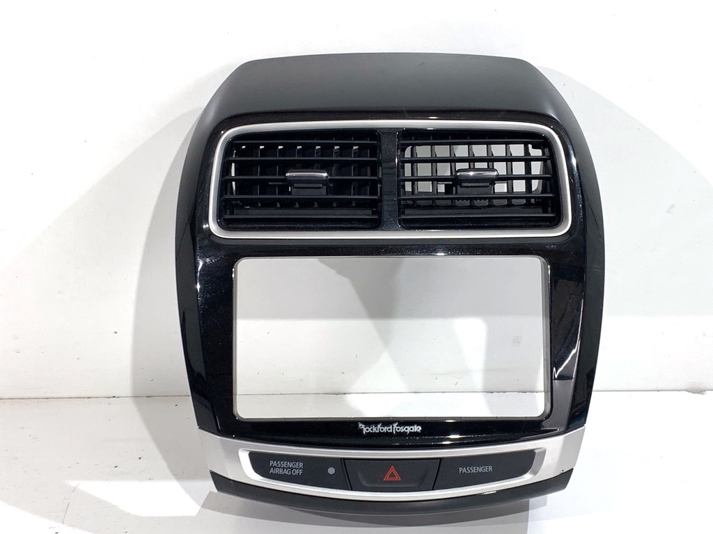 [STARK-866455] Rejilla de entrada de aire delantera MITSUBISHI ASX (GA_W_) 2009-2022