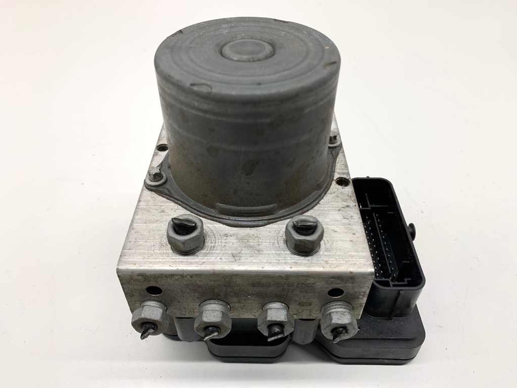 [STARK-879368] Bomba ABS TESLA MODEL Y (5YJY) 2019-2022