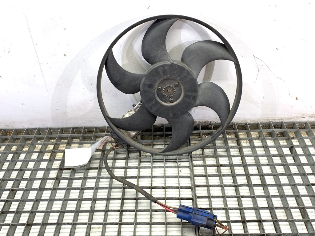 [STARK-882218] Ventilador del radiador Mercedes-Benz Clase A (W169) 2004-2012