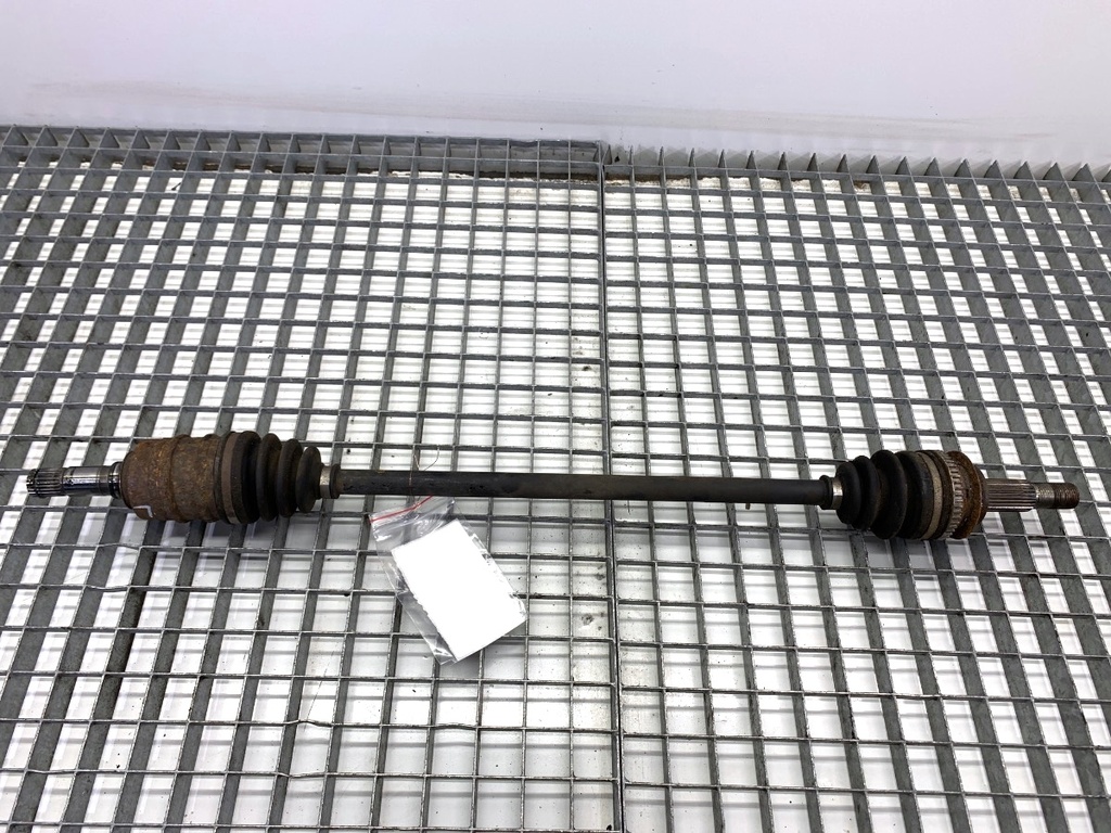 [STARK-893176] Eje trasero izquierdo Mazda 3 liftback (BP) 2018-2022