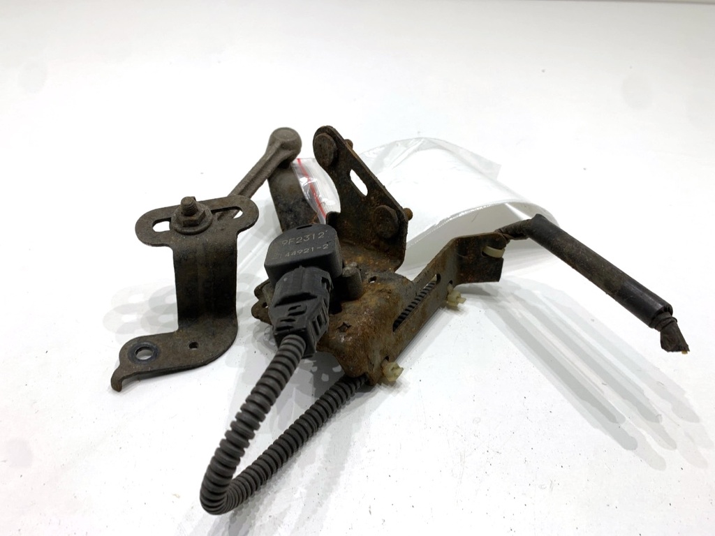 [STARK-898444] Sensor de nivel de xenón LEXUS RX (_L1_) 2008-2015