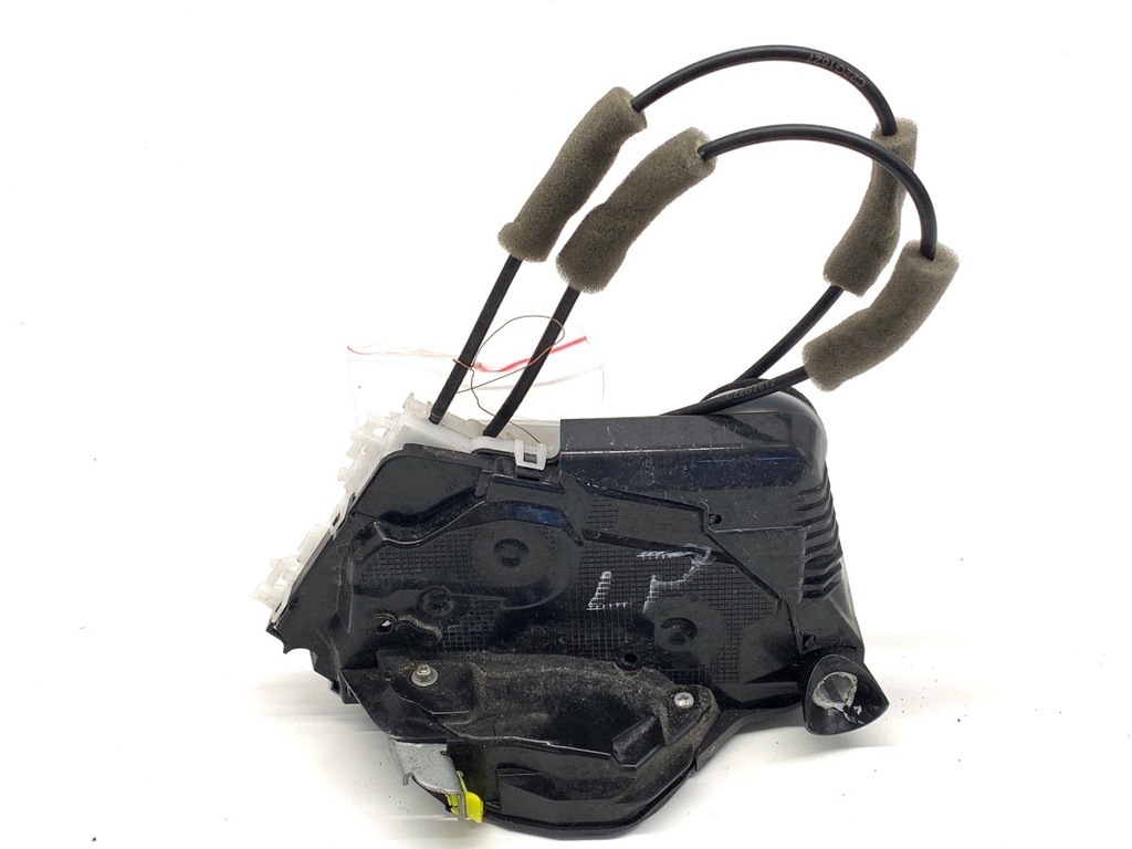 [STARK-907245] Cerradura de puerta delantera izquierda TOYOTA YARIS CROSS (MXP_) 2020-2022