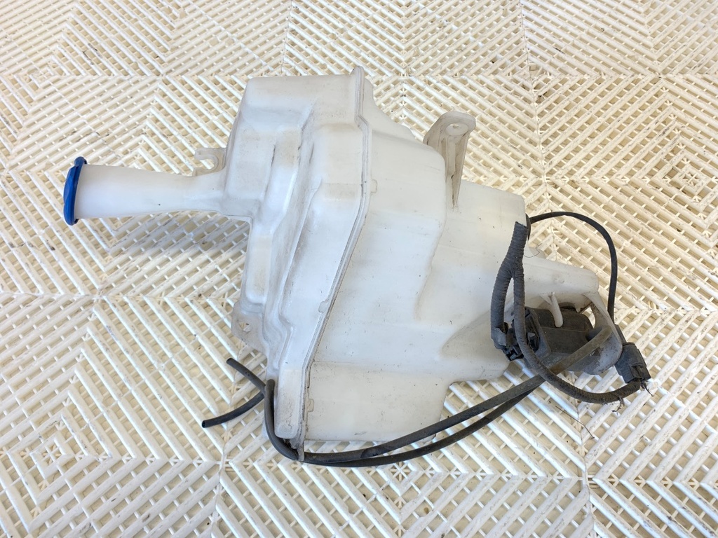 [STARK-911155] Depósito de lavaparabrisas HYUNDAI i30 (GD) 2011-2016
