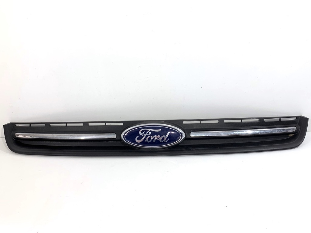 [STARK-914850] Rejilla de parachoques FORD KUGA II (DM2) 2012-2022 CV44-8150-BDW