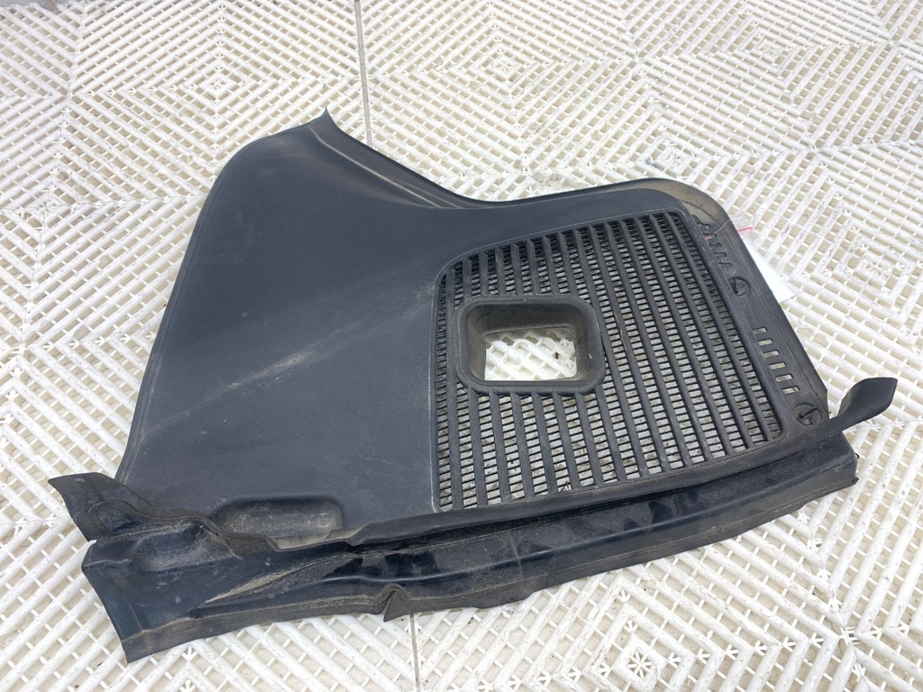 [STARK-914379] Subchasis Mercedes-Benz GLC (X253) 2015-2022