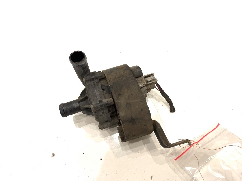 [STARK-919033] Bomba de agua adicional Tesla Model S (5YJS) 2012-2022