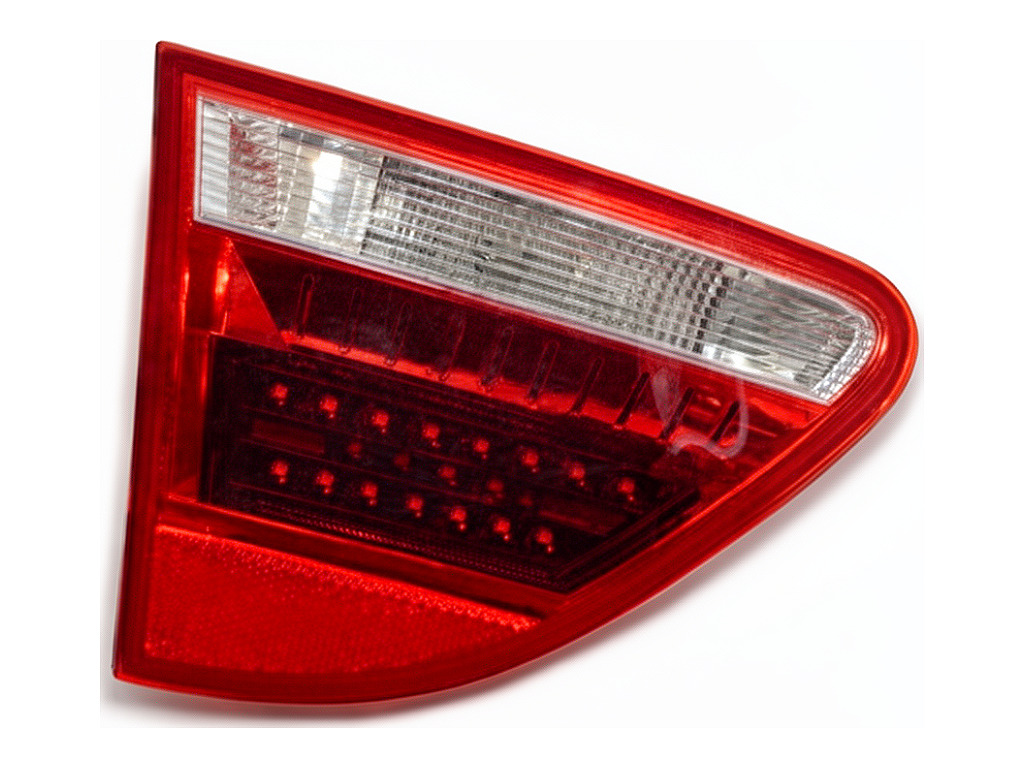 [STARK-929428] Piloto trasero izquierdo SEAT Exeo (3R2) 2.0 TFSI 147 kW 2008-2013