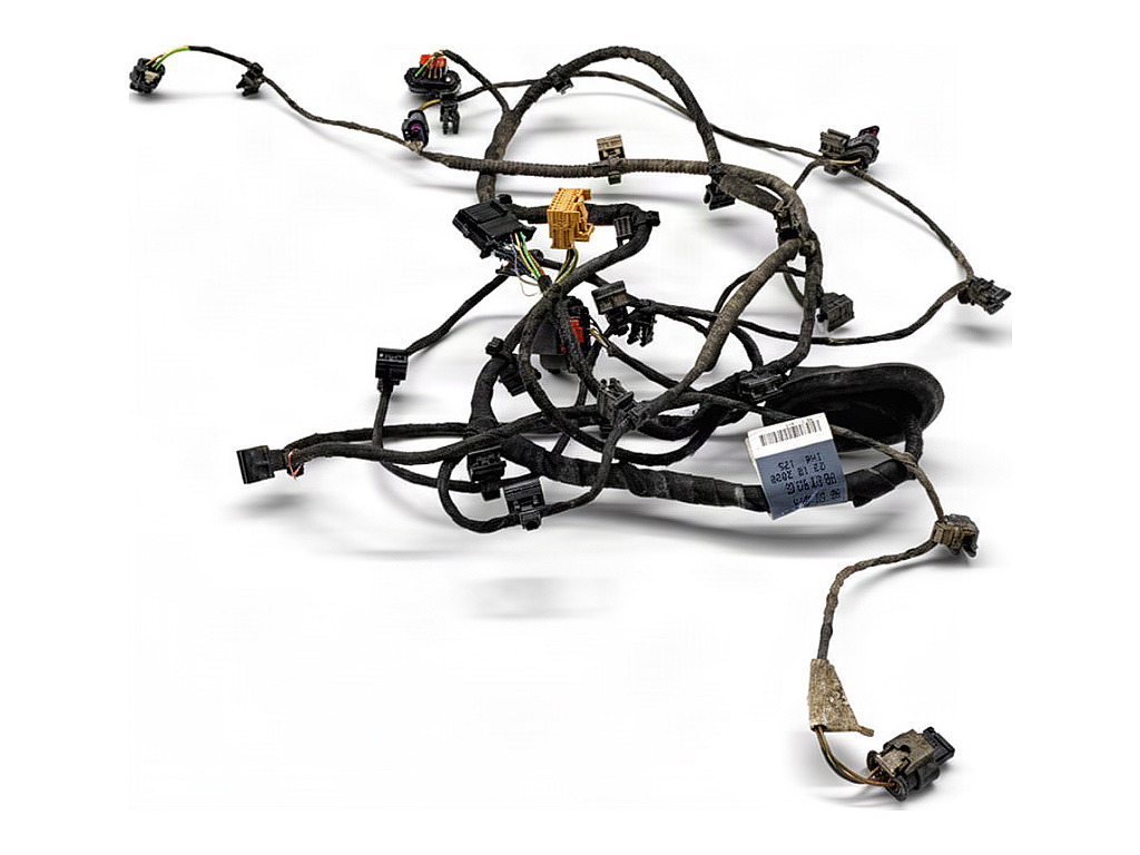 [STARK-930313] Mazo de sensores PDC trasero AUDI Q5 (FYB, FYG) 2016-2022