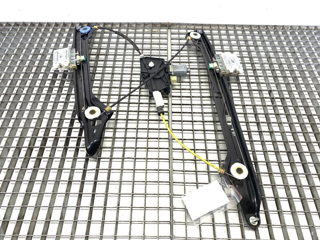 [STARK-798115] Elevavidrio trasero derecho Audi Q8 (4MN) 2018-2022 286 CV