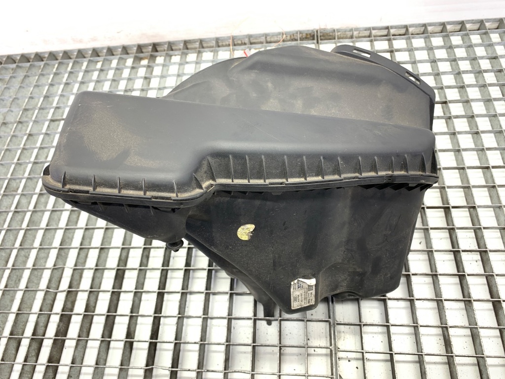 [STARK-794383] Caja de filtro de aire para Audi A7 Sportback (4GA, 4GF) 3.0 TDI quattro 230 kW
