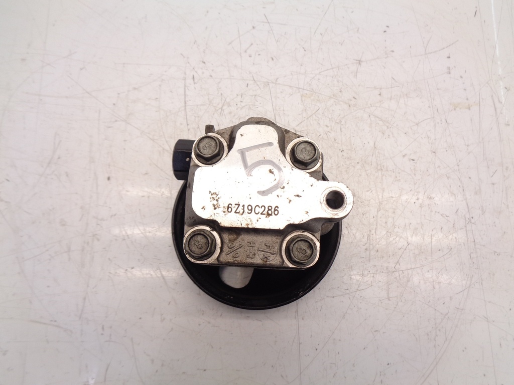 [MTD-380496] Bomba de dirección asistida Kia Sorento JC 2.5 CRDi D4CB