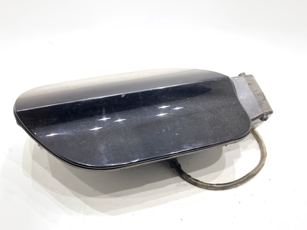 [STARK-884364] Tapa del depósito de combustible VW Passat B8 (3G2, CB2) 2014-2022