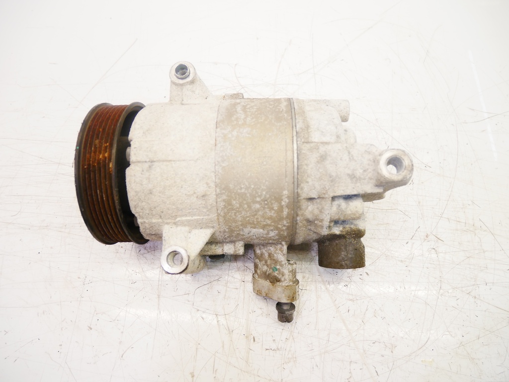 [MTD-403577] Compresor de aire acondicionado VW Golf VII 1.4 TSI (CZEA/CZE) 5Q0820803D