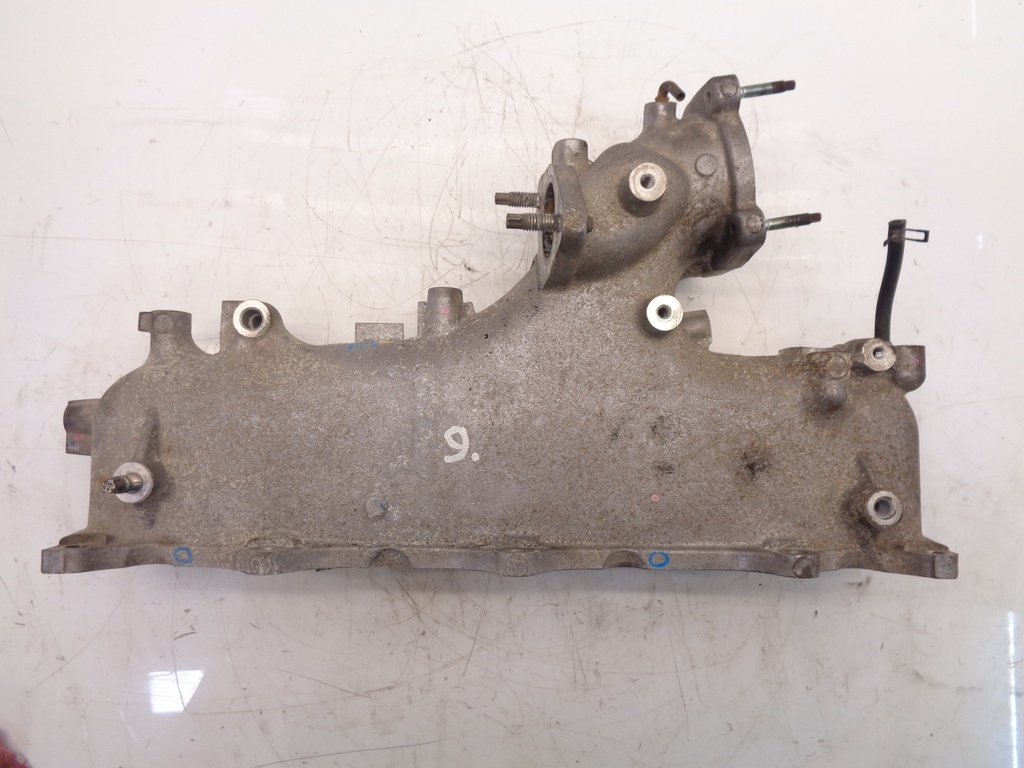 [MTD-389433] Colector de admisión Toyota Hilux VIII 2.4 D 4WD 2GD 2GD-FTV