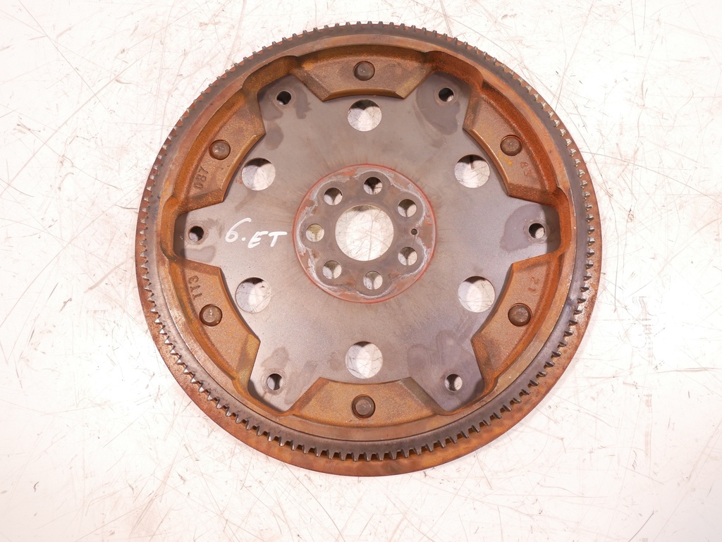 [MTD-391746] Volante motor Mitsubishi 3.2 DI-D 4M41