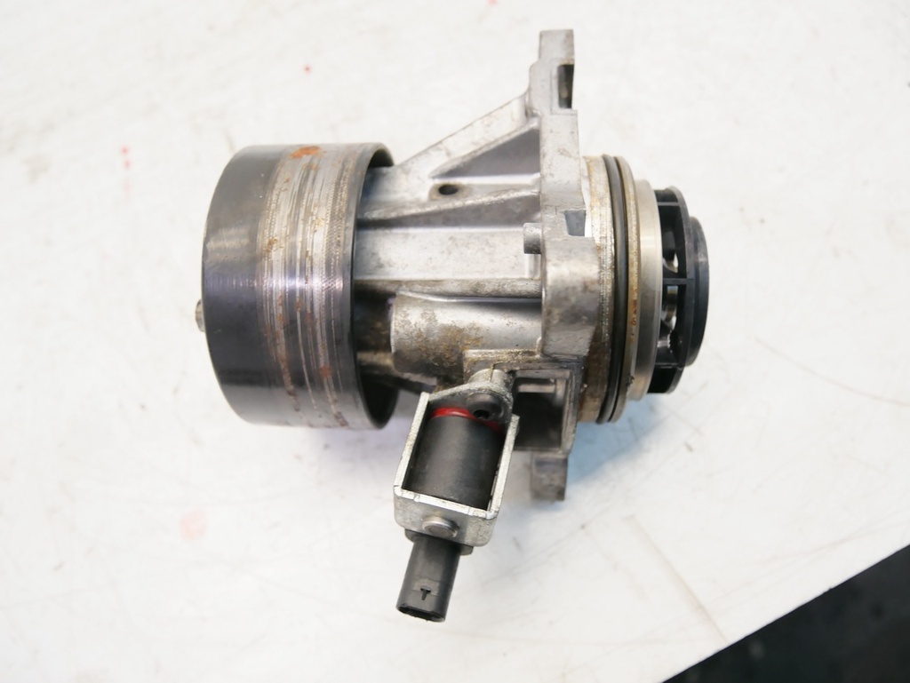 [MTD-440505] Bomba de agua Land Rover Range Rover L405 3.0 SDV6 V6 306DT 306DTA (FW93-8501-AB)