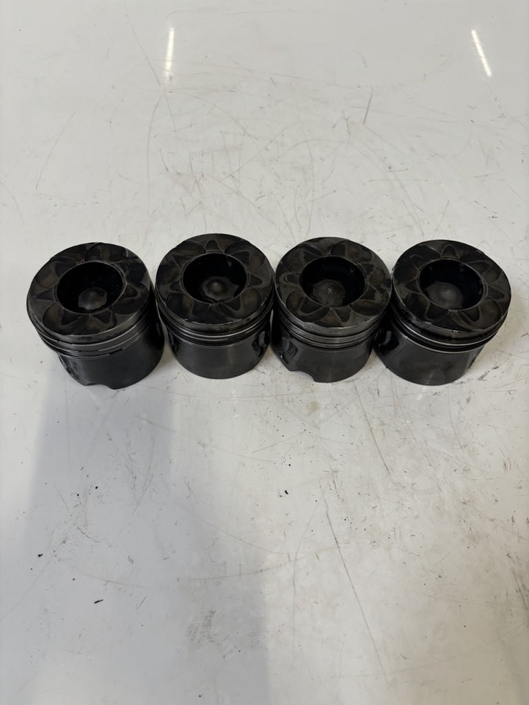 [MTD-457413] Juego de 4 pistones para Opel Corsa D 1.3 CDTI A13DTR LSF - OE 55212096