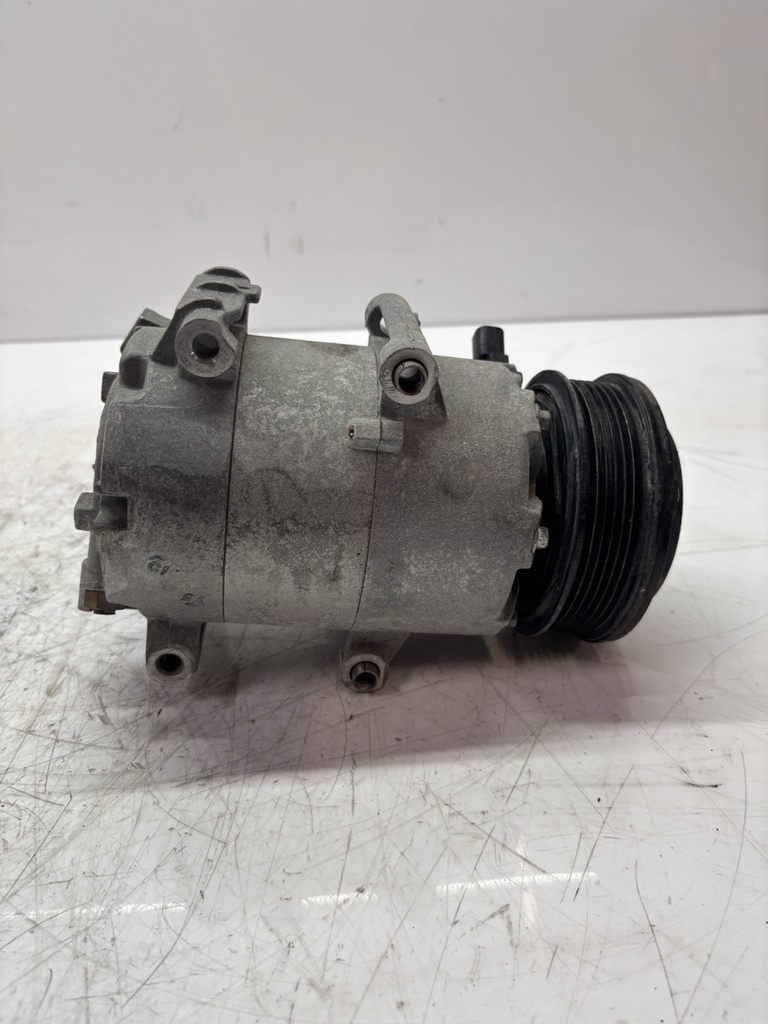 [MTD-480327] Compresor de aire acondicionado Ford Fiesta ST 1.6 gasolina JTJB (AV11-19D629-BC) 2017