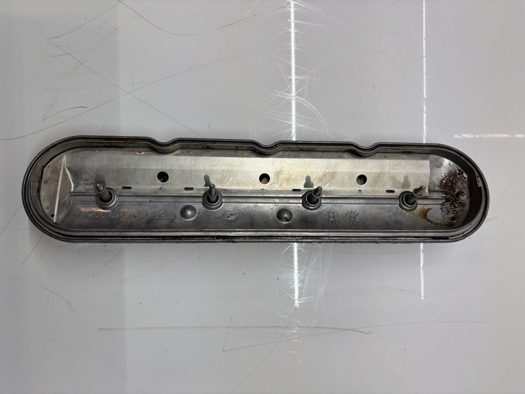 [MTD-484021] Tapa de balancines (Válvula) Para Chevrolet Silverado 2500 / Sierra 2500 6.0 AWD LQ4 12561823