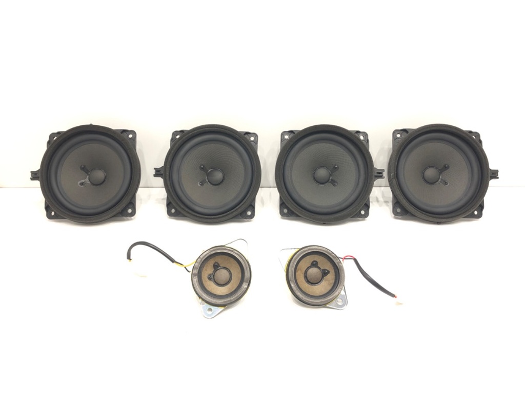 [STARK-588313] Juego de altavoces HYUNDAI i40 I (VF) 2012-2022 1.7 CRDi 136 CV
