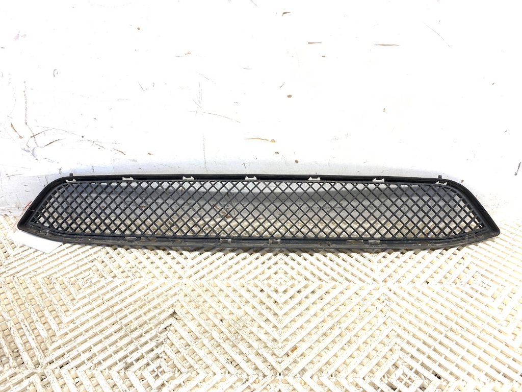 [STARK-737018] Rejilla de parachoques delantero BMW X1 (E84) 2009-2015