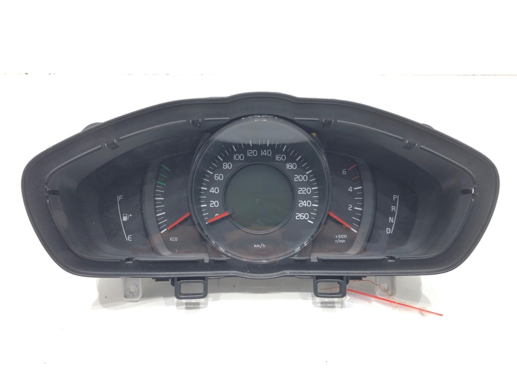 [STARK-624754] Velocímetro VOLVO V40 liftback (525, 526) 2012-2022 D2