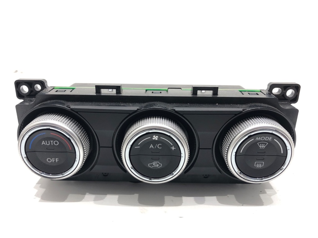 [STARK-735165] Panel de control de climatización Subaru WRX sedan (GJ) 2011-2022
