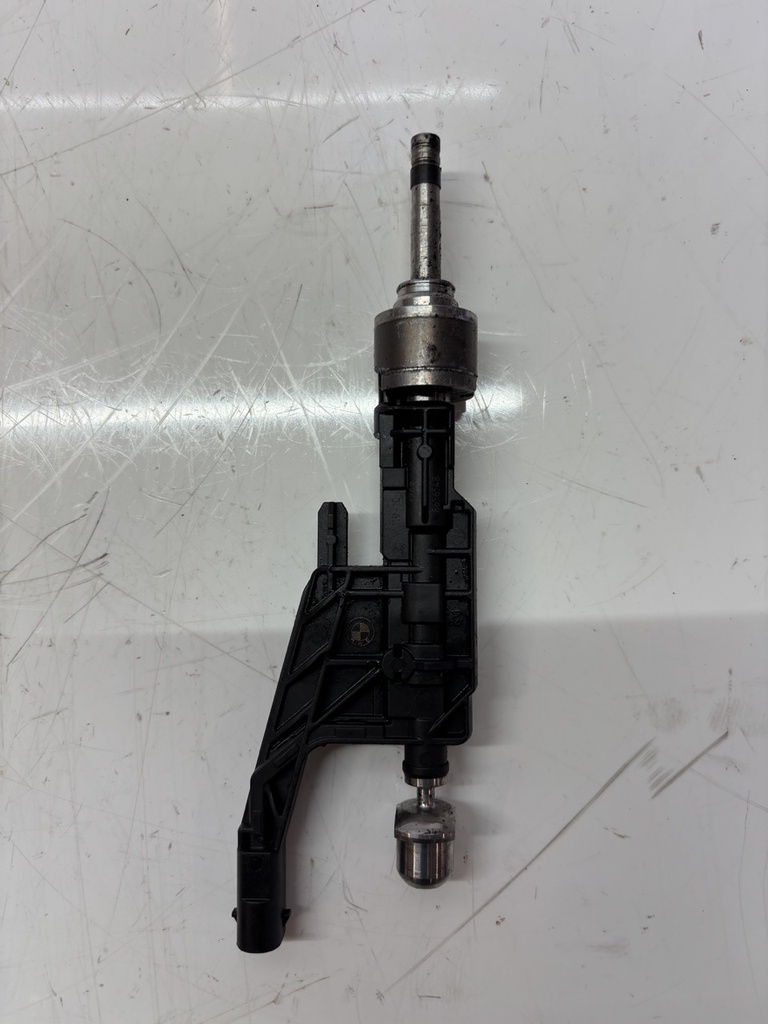 [MTD-458826] Inyector BMW Serie 3 G20 2.0 330e Plug-in Hybrid B48B20B 8656548