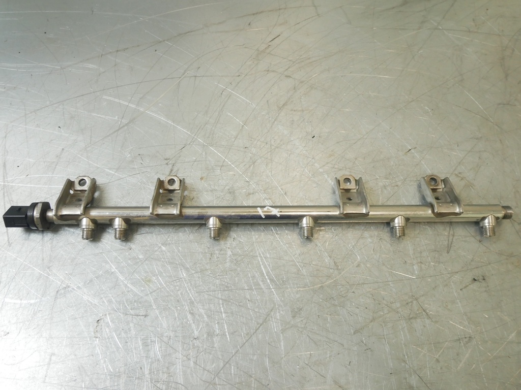 [MTD-426174] Carril de inyectores BMW 5-Serie F10 F11 F07 3.0 N55B30A 7620946 7848363